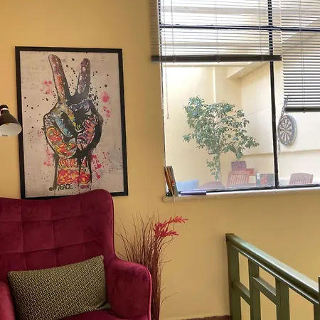Apartment Penthouse Wt Private Patio 1st Floor 3 65sqm *